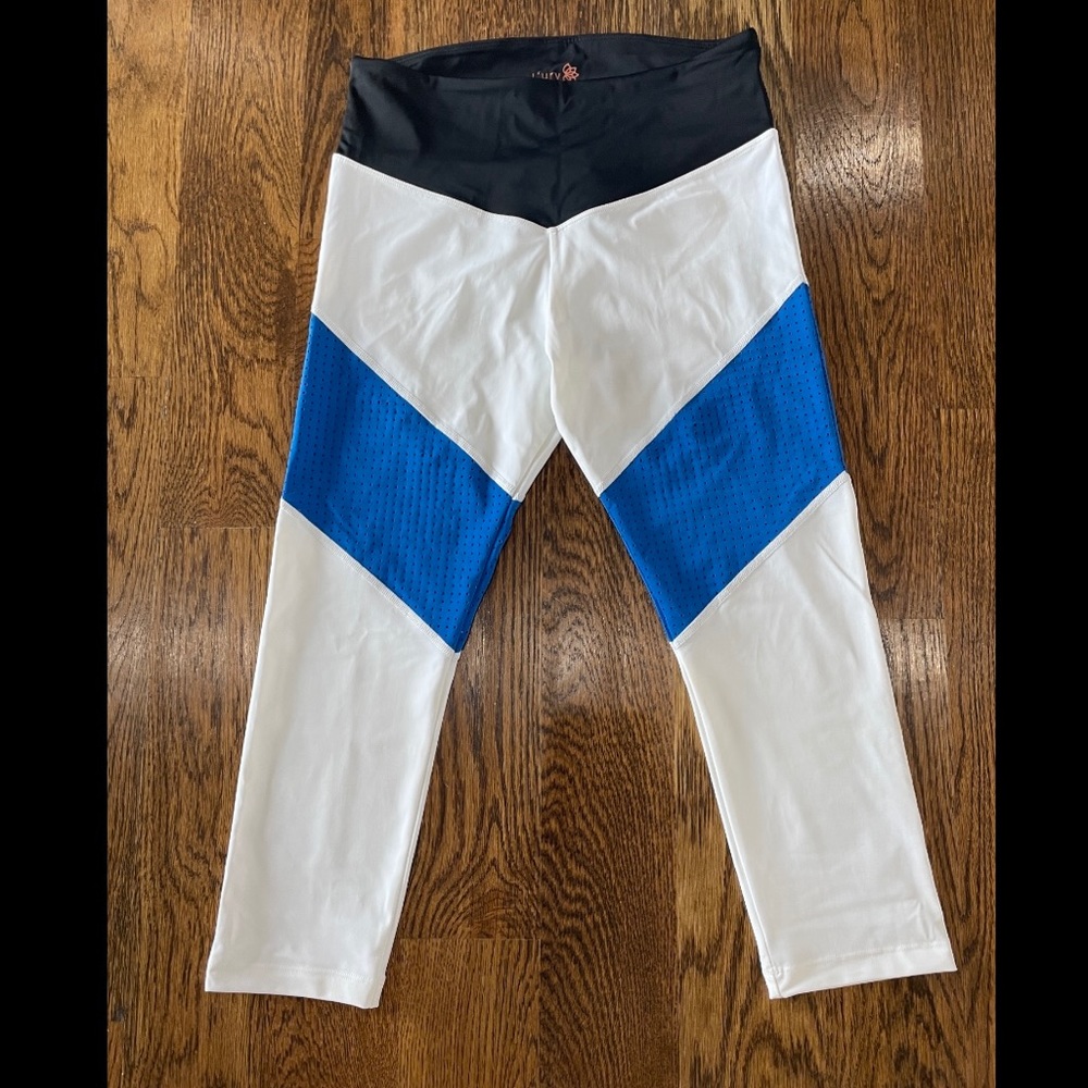 L’urv Yoga Leggings NWOT - Size Med